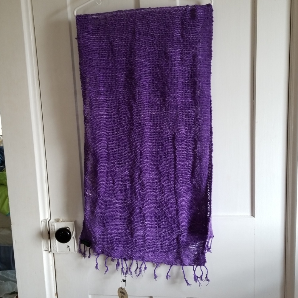 Purple scarf - Picture 4 of 4